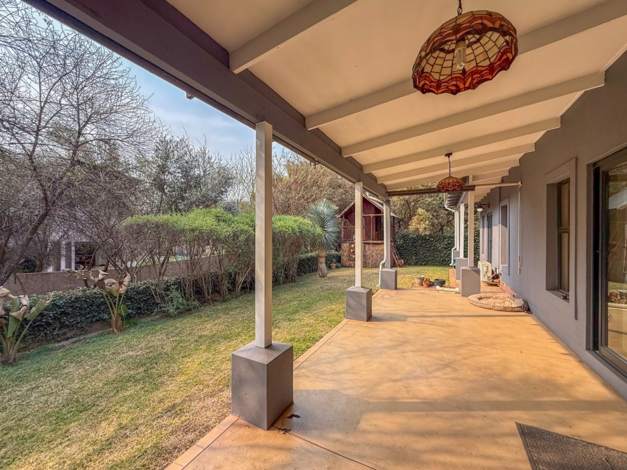 6 Bedroom Property for Sale in The Coves North West